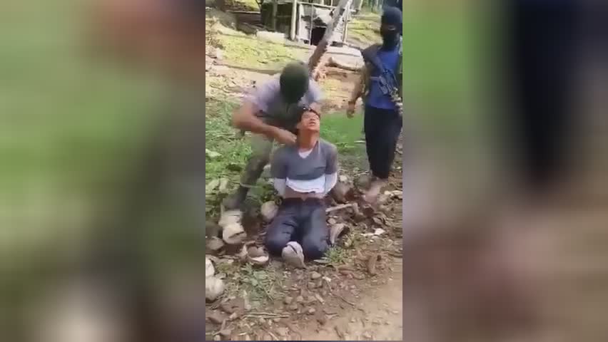 A male acquires beheadedcutions