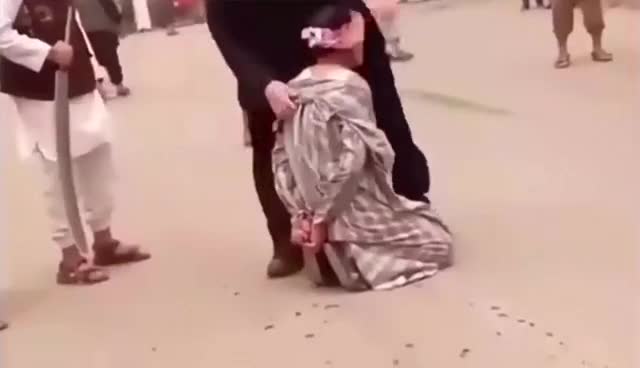 An easy social beheadingcu