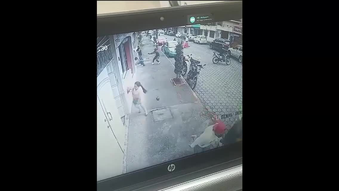 An anti – narcotics cop is actually gunned down through two sicarios