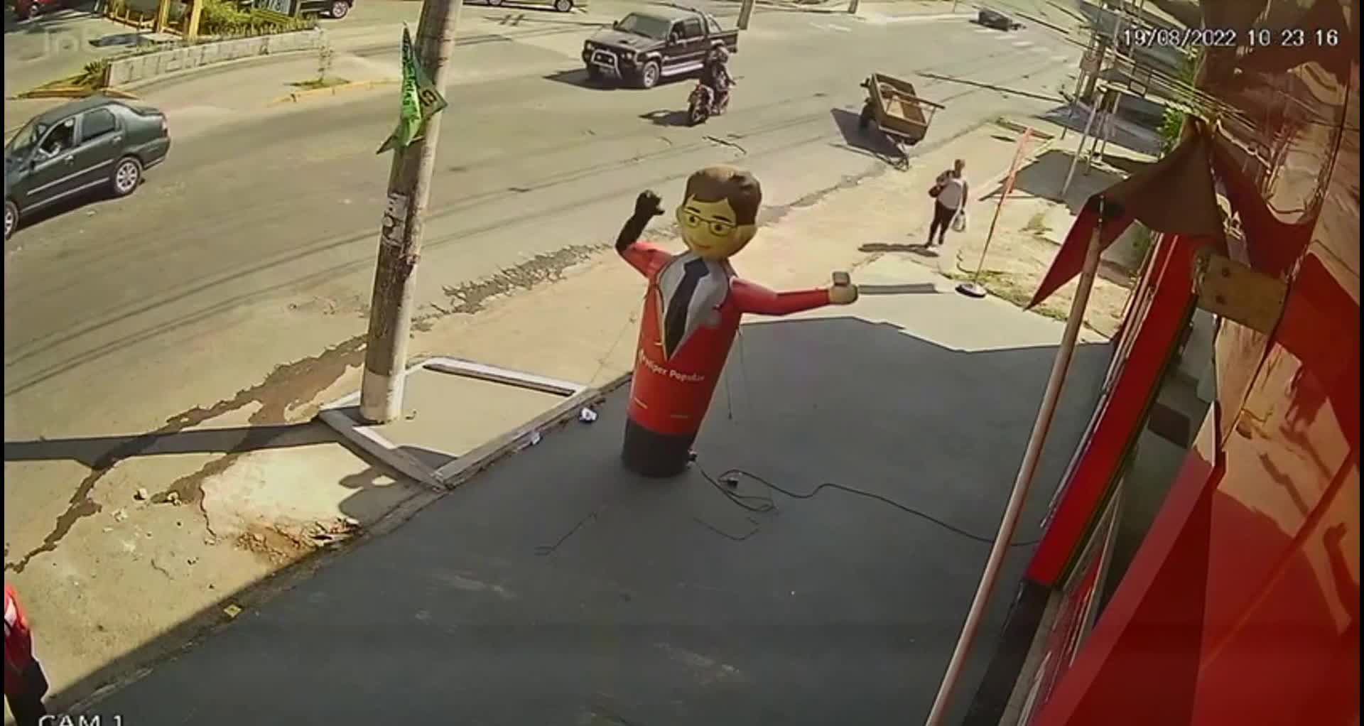 Blow up toy can’t aid her