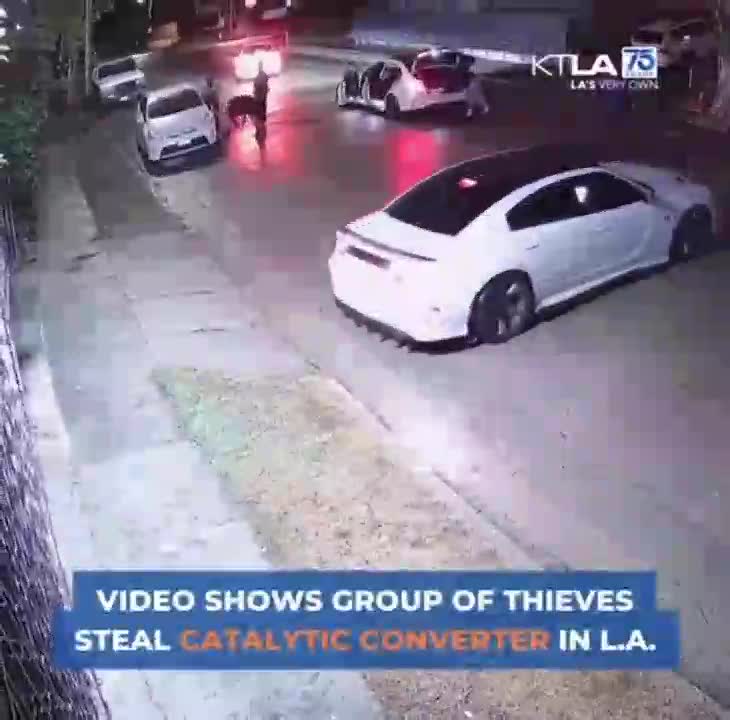 Los angeles many criminals decrease catalytic converters off