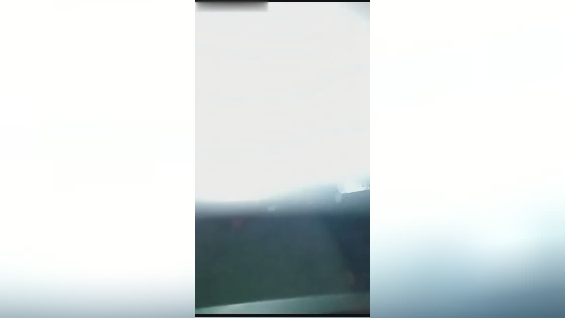 Thirty three year old girl was actually try 6 moments in her own automobile