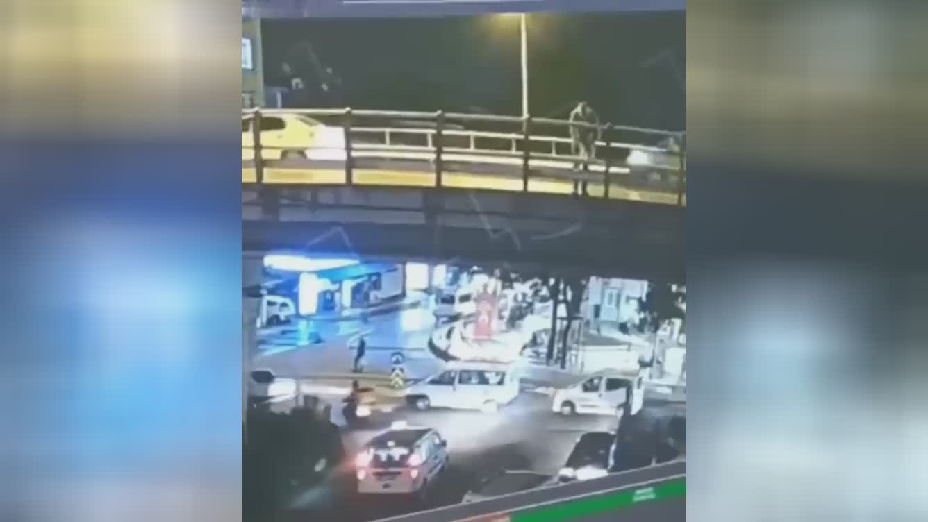 47 guard tied a rope around his neck and also embarked on the bridge