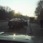 A police mistakenly try themself in the leg while cleansing