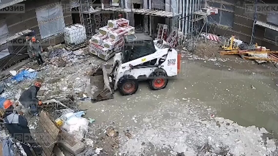 A development worker was actually pulverized by a lots that fell