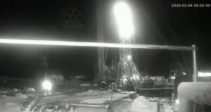 A fallen drill pole killed a gear worker russia
