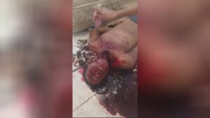 A male suffocated with a rope is actually plunged in the throat