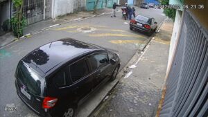 A pair of killers stopped the target on a bikr