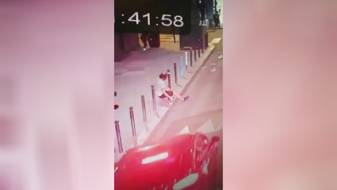 Man committed suicide through hopping out of the home window and fell