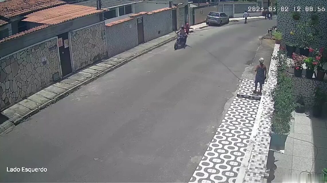 Guy who robbed an elderly woman is actually penalized by bandits