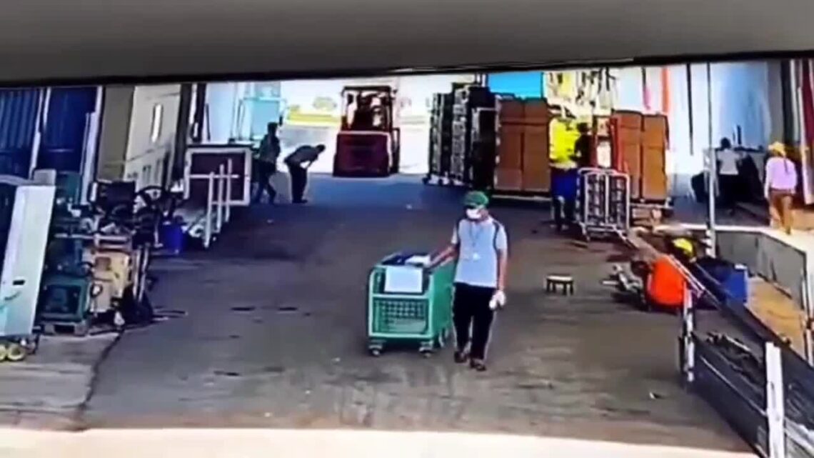 Women manufacturing facility worker crushed by fork airlift