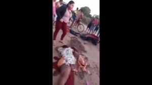  Nasty girl dismembered through the vehicle in brazil