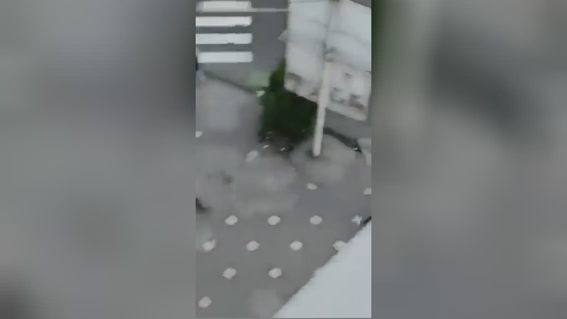 Iranian police officer receives swarmed, beaten and also stomped