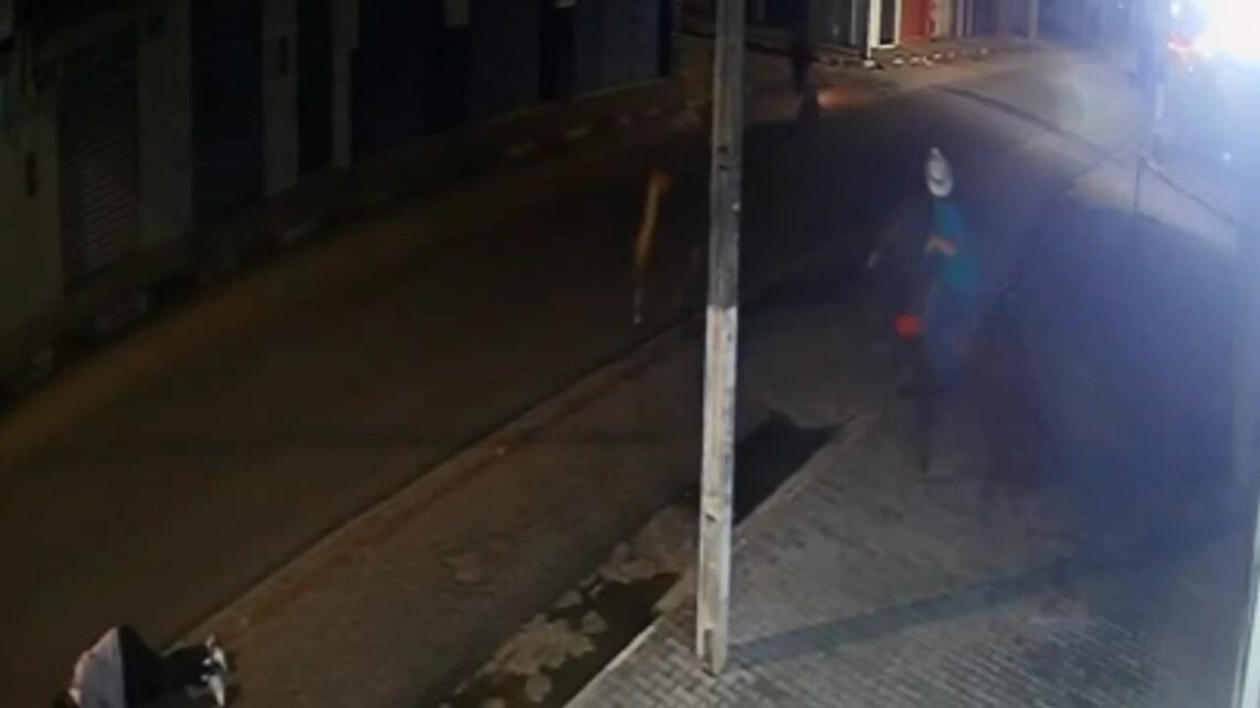 Fate catches approximately accused murderer on the operate