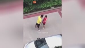 Kickboxer delivers an oppressor 3x his dimension into a seizure