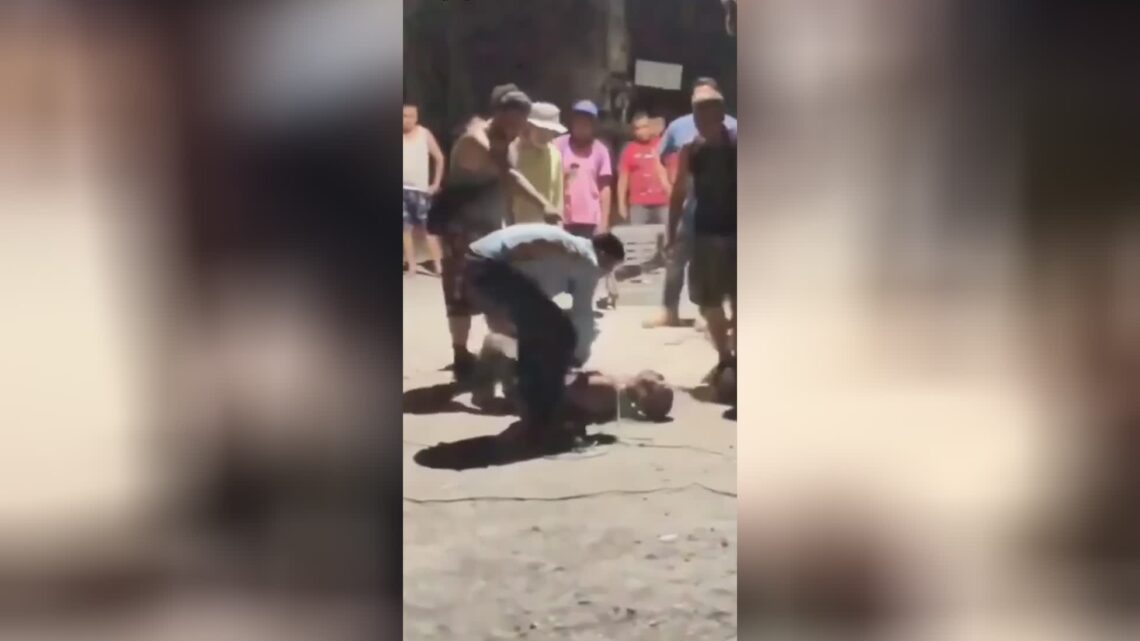 Guy caught swiping beaten as well as chance mexico
