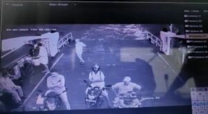 Man ends lifestyle through leaping coming from watercraft