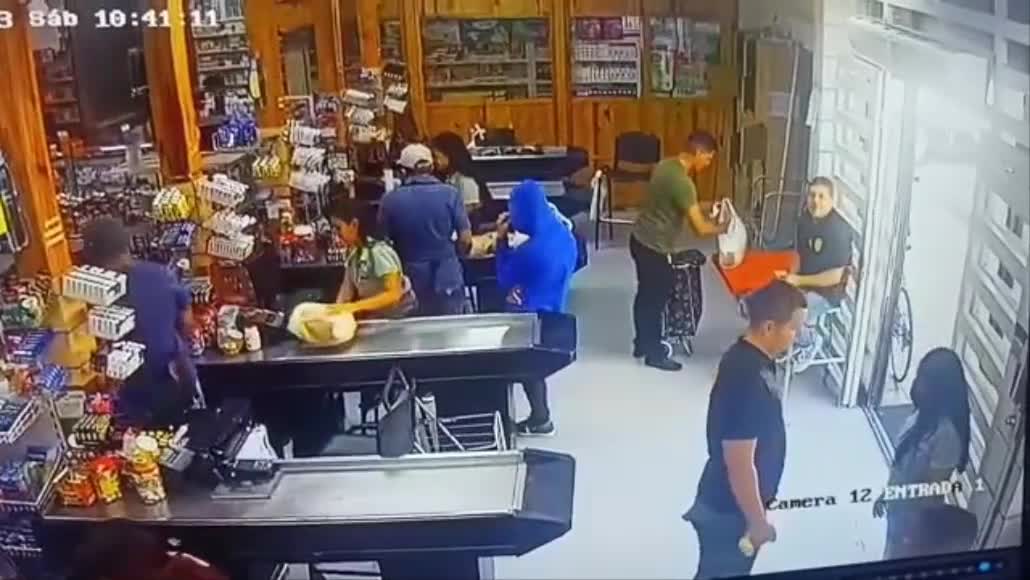 Sicarios fire at team of clients eliminating 2 in venezuela