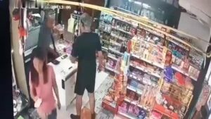 Shopkeeper chance and also killed a medicine addict along with a shotgun