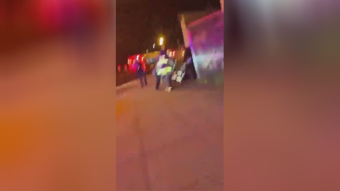 6 washington d c firemans beat the daylights out