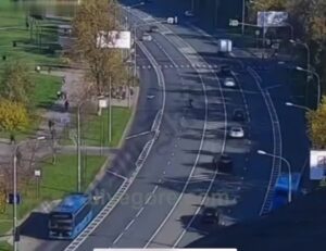 Bicycle rider satisfies car