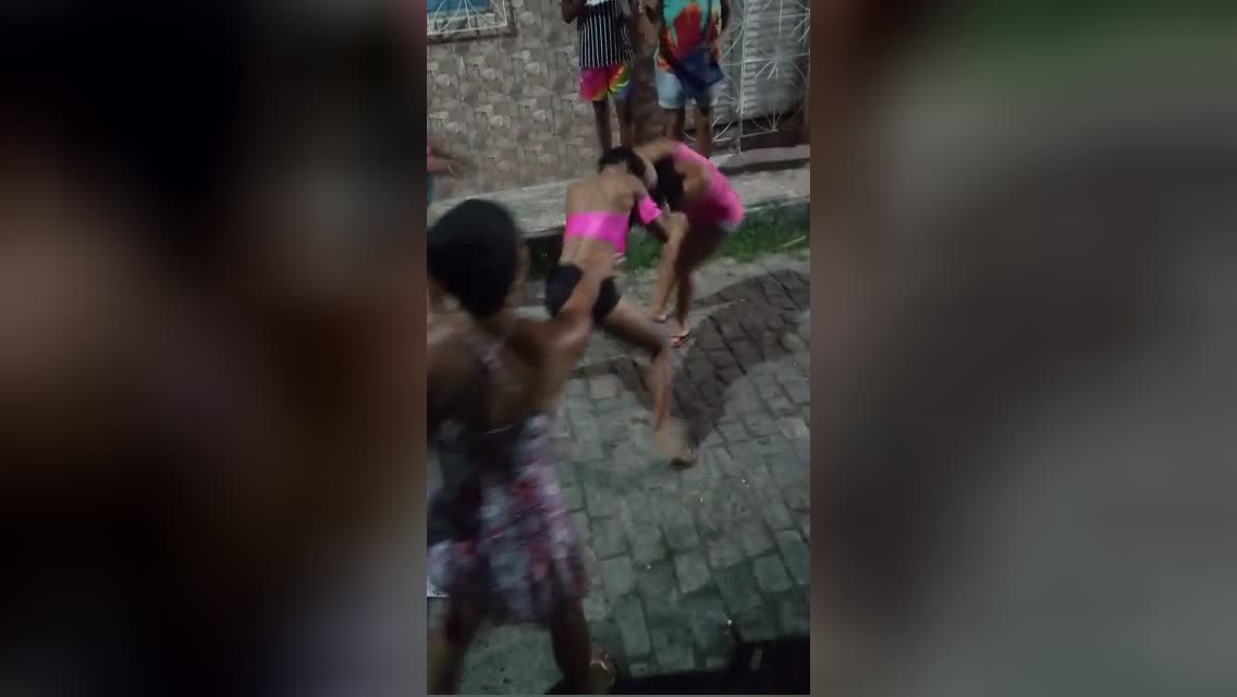 Females battling the way individuals like in brazil