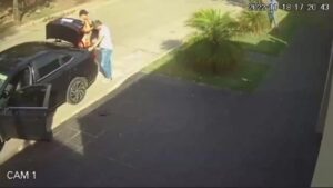 Assasin go and also gotten rid of a taxi driver when he opened up