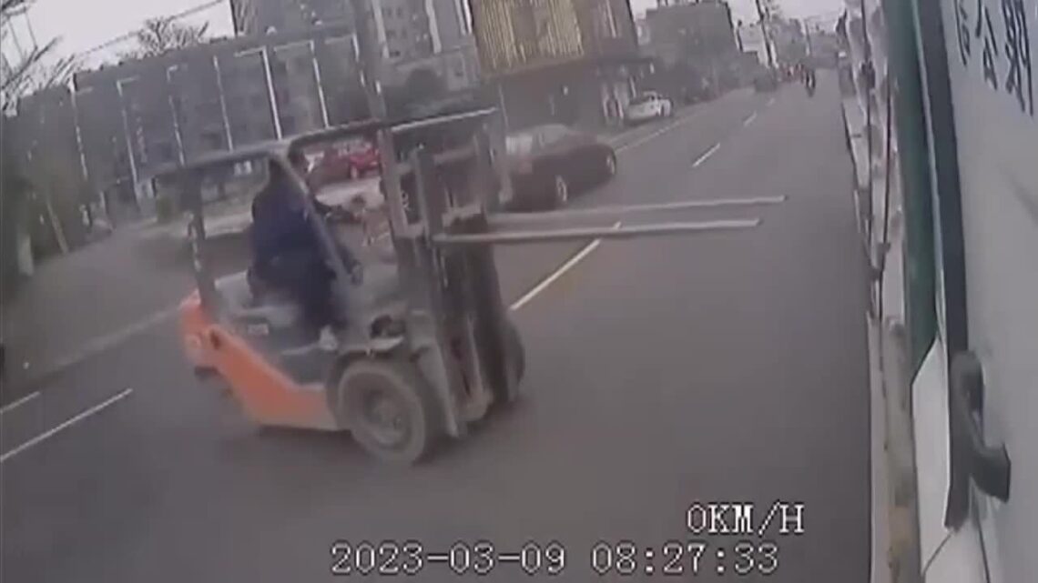 Blind bicycle rider versus the forklift