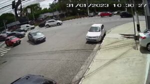 Bus motorist carries out an u-turn over an aged lady