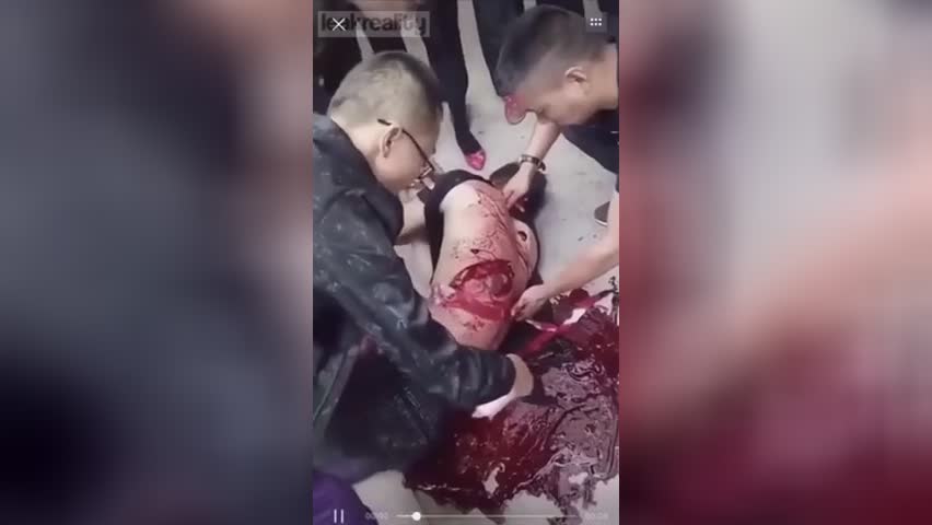 Chinese man has a dirt reduce