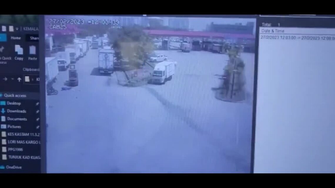 Outdated female lost both of leg after got crushed by forklift