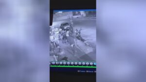 Sicarios exterminate role policeman at a road bar in brazil