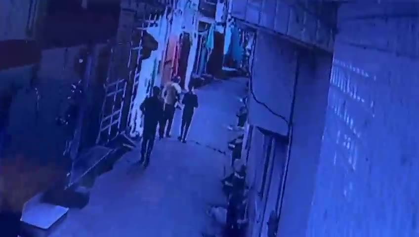 The killer along with the weapon and his victim operate