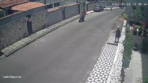 Conventional means to show petty burglars a training in the favel