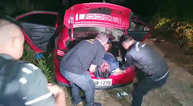 Pair of cadavers along with indications of violent death established in the trunk