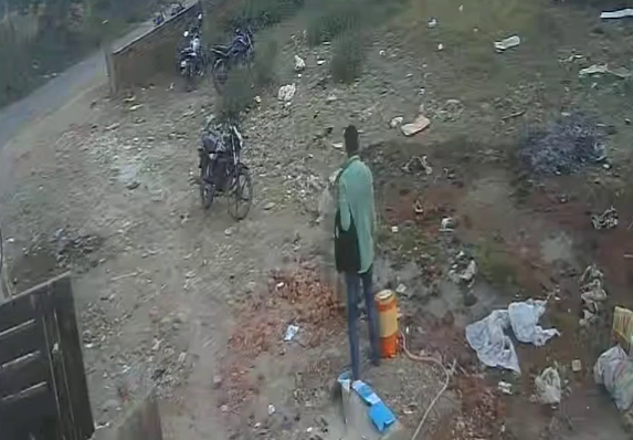 A Worker Plastering The Wall Of A House Fell From A Height Of 11 Feet Died