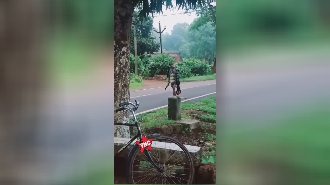 Afternoon stroll along with his wife’s scalp and a machete