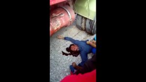 Damn! biker receives smeared due to the garbage lot truck 1 Damn! biker receives smeared due to the garbage lot truck