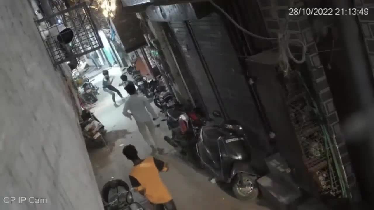 Delhi adolescent stabbed to fatality by juveniles for standing up to sister