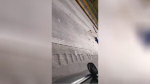 Terror on mexican freeway vehicle accident left 4 broken bodies 3 Terror on mexican freeway vehicle accident left 4 broken bodies