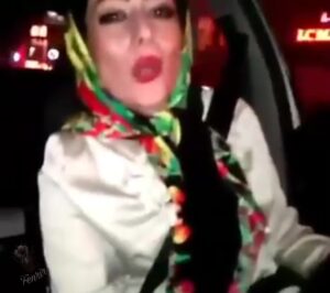 Iranian girls crash their auto while singing for a selfie video