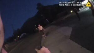 Male armed along with screwdriver go, eliminated by representant in flagsta 1 Male armed along with screwdriver go, eliminated by representant in flagsta