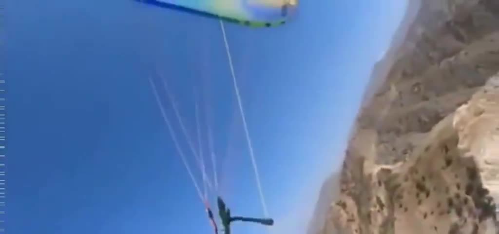 Male films his last seconds alive as his paraglider crashes