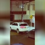 Untamed impressive battle along with machetes