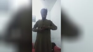 Youthful male records his last seconds 1 Youthful male records his last seconds