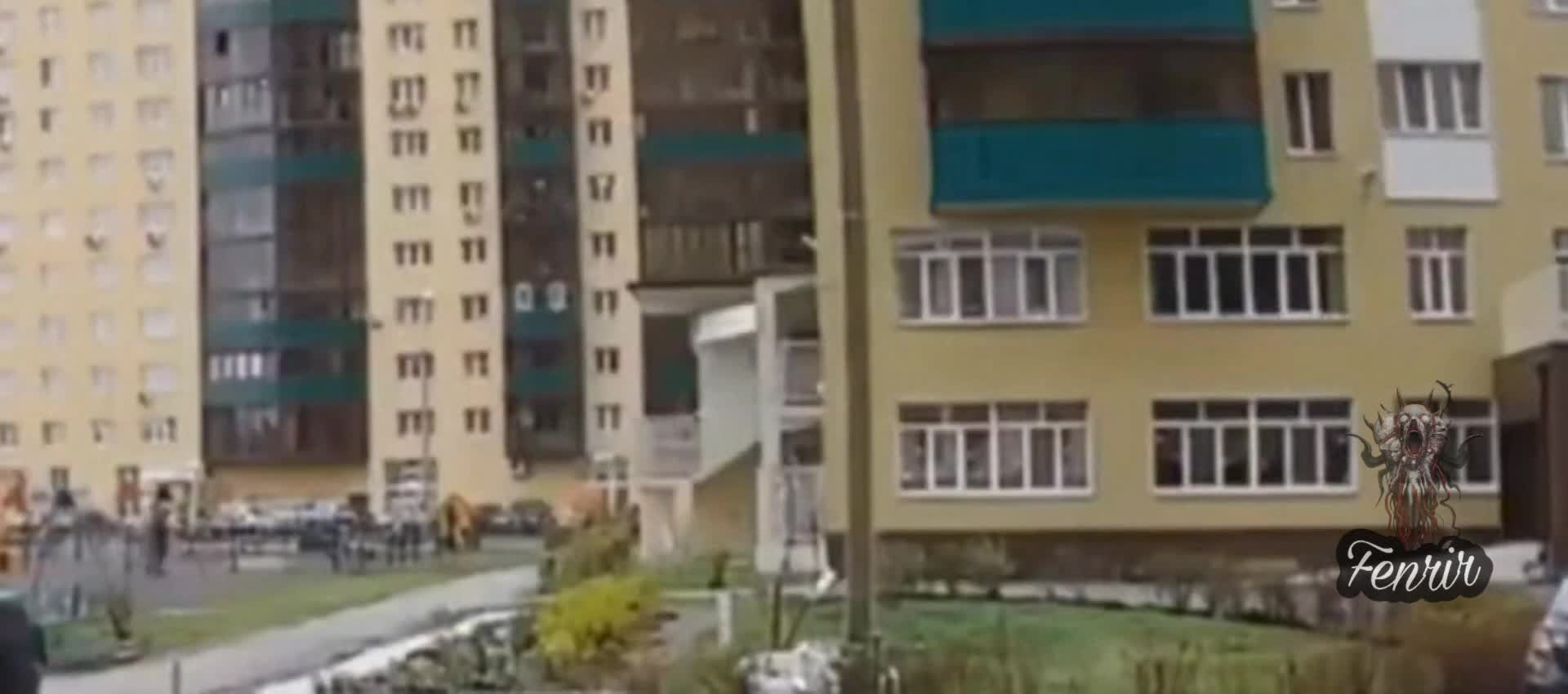 Female jumps coming from 23rd floor