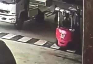 Employee killed by improved concrete poles that diminished 1 Employee killed by improved concrete poles that diminished