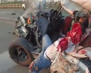 Dude's Head Destroyed & His Gal Left In Agony 3 Dude's Head Destroyed & His Gal Left In Agony