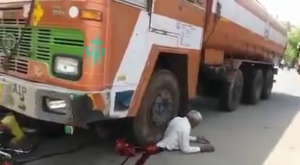 Old Dude Crushed Under Truck & Holding On 1 Old Dude Crushed Under Truck & Holding On