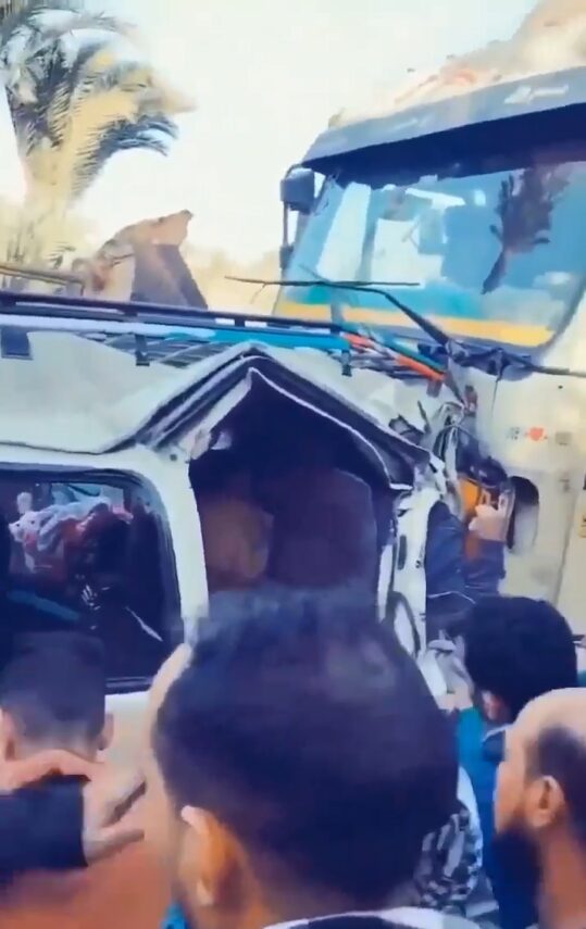 Collision Between Mini Bus And Loaded Truck Leave 13 Dead